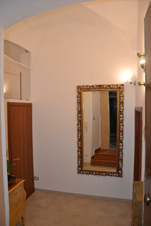 Domus Sanfelice Suite Наполи Екстериор снимка